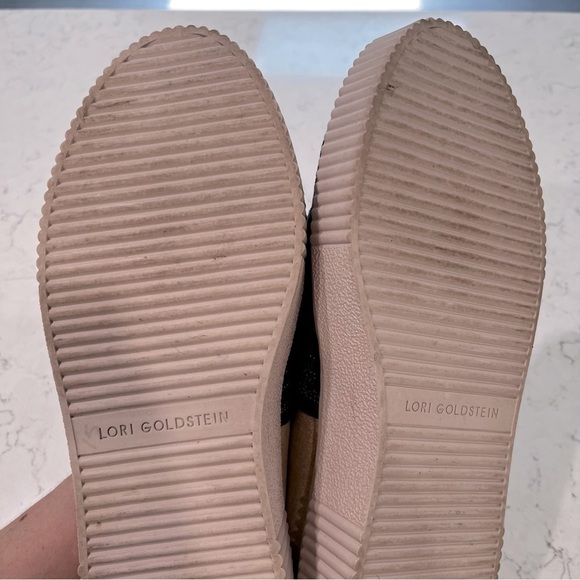 LORI GOLDSTEIN Collection Sabrine Smocked Slip on Sneaker. Size 10 - Picture 8 of 13